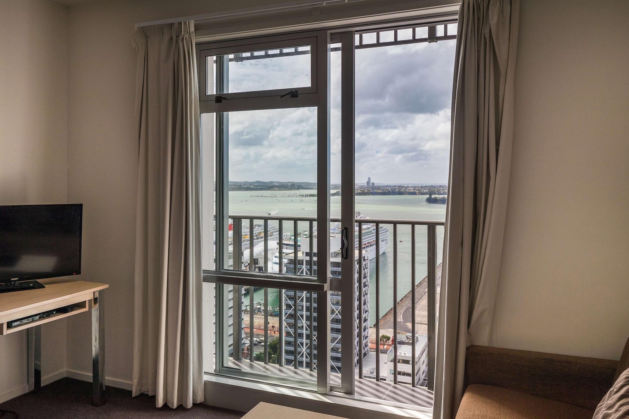 Auckland Harbour Suites Εξωτερικό φωτογραφία